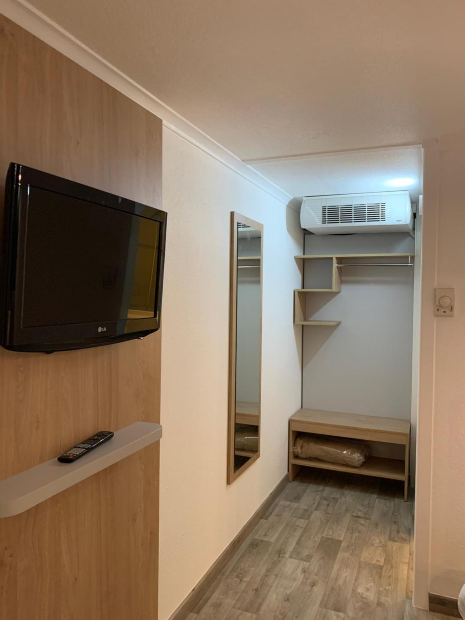 กีริยาด เซอด็อง Hotel ซีดาน ภายนอก รูปภาพ